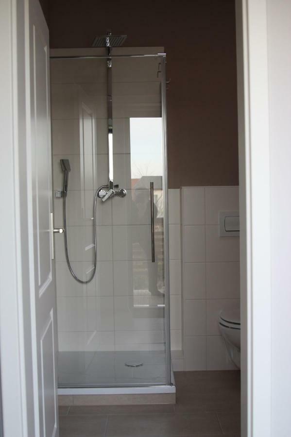 Hof Uhleck Am Koenigsstuhl Apartment Lohme Bagian luar foto